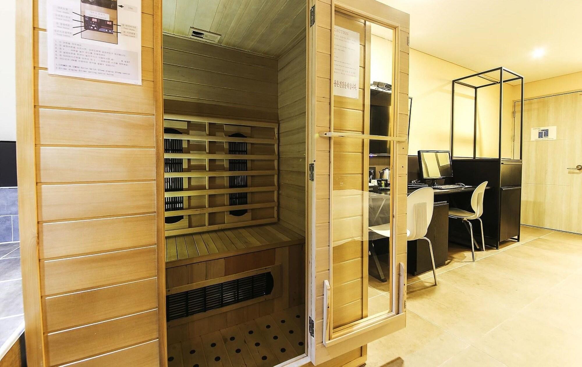 Hotel Pavia Пучхон Екстер'єр фото
