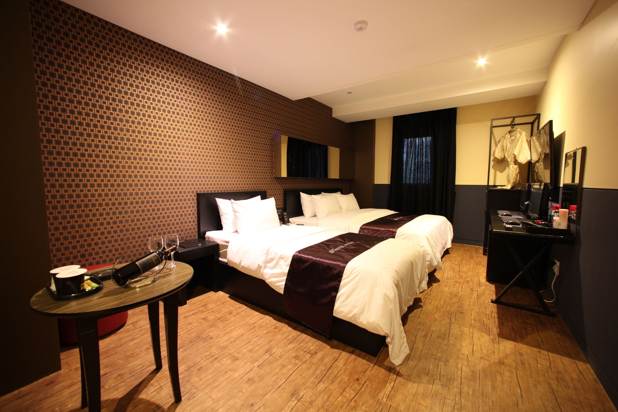 Hotel Pavia Пучхон Екстер'єр фото